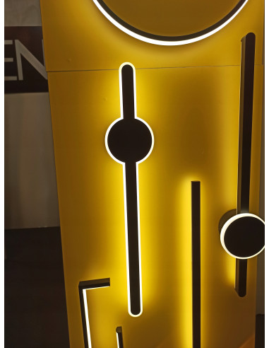 Nowoczesny kinkiet LED Venti VEN - eleganckie oświetlenie ścienne w czerni i bieli do sypialni i korytarza