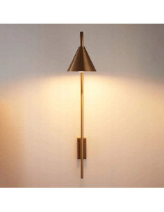 Kinkiet PRIMO w szczotkowanym złocie - nowoczesne oświetlenie industrialne do sypialni i biura, stylowe nad łóżko.