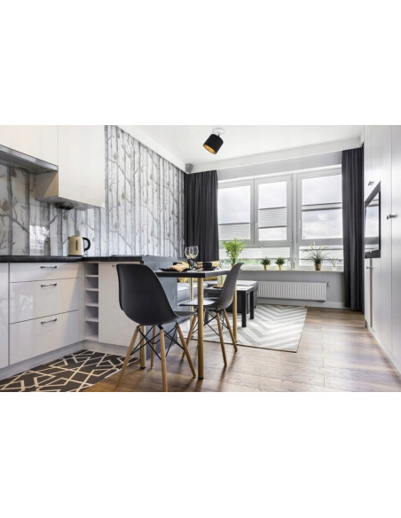 Lampa sufitowa MEDIOLAN E27 w czerni i złocie - elegancki akcent do nowoczesnych wnętrz kuchennych i jadalni