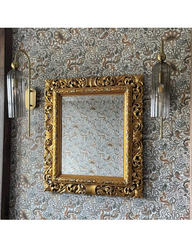 Kinkiet PIEGA – elegancka lampa ścienna w stylu retro glamour, złoty z kloszem smoked, idealna do przedpokoju i holu.