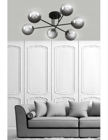 Elegancki żyrandol BRENDI w kształcie gwiazdy z sześcioma szklanymi kloszami, idealny do nowoczesnych wnętrz