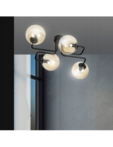 Nowoczesny plafon BRENDI 4-punktowy miodowo-czarny ze szklanymi kloszami, idealny do eleganckich wnętrz