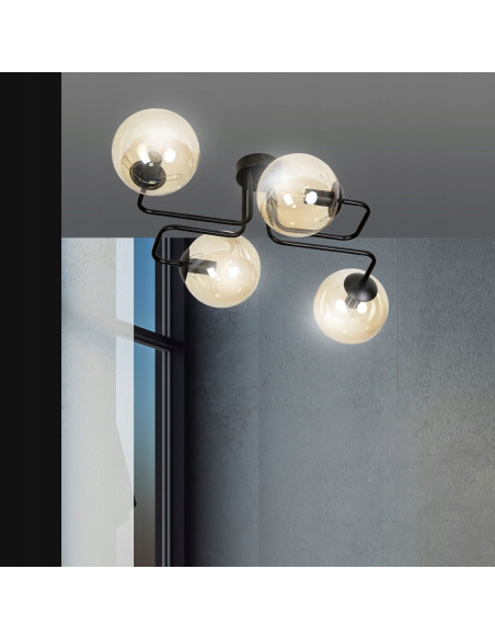 Nowoczesny plafon BRENDI 4-punktowy miodowo-czarny ze szklanymi kloszami, idealny do eleganckich wnętrz