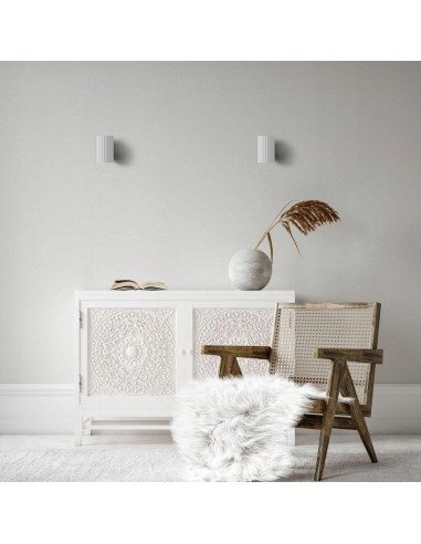 Kinkiet Tokio - nowoczesna lampa ścienna w minimalistycznym białym designie do eleganckich wnętrz.