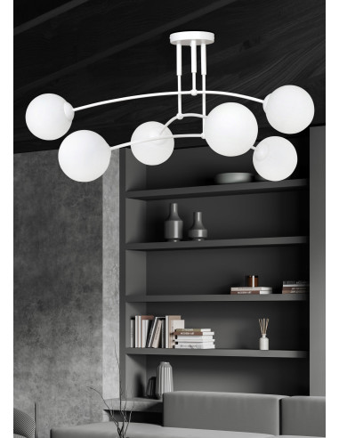 Klasyczny plafon PREGOS z 6 szklanymi kulami, biała elegancja do nowoczesnych i tradycyjnych wnętrz