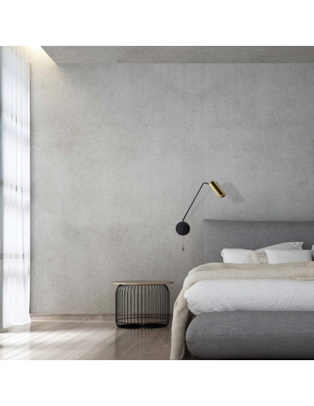 Nowoczesny kinkiet Futuro w kolorze czarno-złotym z regulowanym wysięgnikiem GU10 - eleganckie oświetlenie do wnętrz