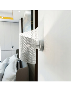 Nowoczesny spiralny klosz oświetleniowy do przedpokoju i klatki schodowej w kolorze białym - elegancka dekoracja wnętrz