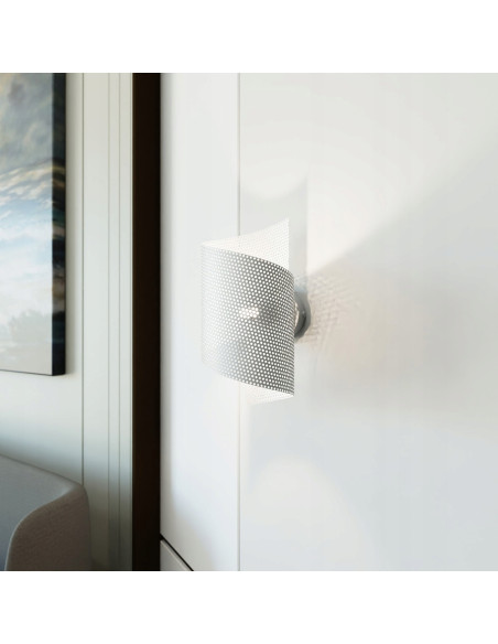 Nowoczesny spiralny klosz oświetleniowy do przedpokoju i klatki schodowej w kolorze białym - elegancka dekoracja wnętrz