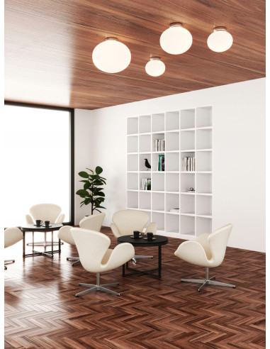 Lampa sufitowa Palla - Nowoczesna kula szklana w białym opalu do eleganckich wnętrz, idealna do salonu i sypialni