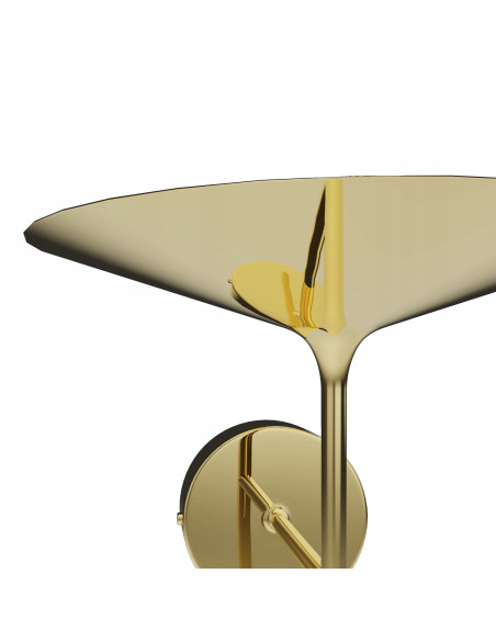 Kinkiet Hana w kształcie kieliszka, złoty, energooszczędny LED, nowoczesny design do salonu i sypialni