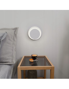 Nowoczesny kinkiet CIRCLE 1C w bialym kolorze z metalowymi akcentami do sypialni i salonu, idealny do minimalistycznych wnętrz 2