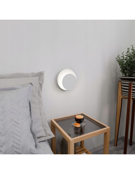 Nowoczesny kinkiet CIRCLE 1C w bialym kolorze z metalowymi akcentami do sypialni i salonu, idealny do minimalistycznych wnętrz