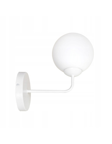 Kinkiet PREGOS K1 E14 – nowoczesna lampa ścienna z mlecznym kloszem w białym kolorze do korytarza i schodów