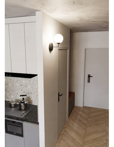 Kinkiet Emibig PREGOS K1 - czarna lampa ścienna z eleganckim mlecznym kloszem do nowoczesnych wnętrz