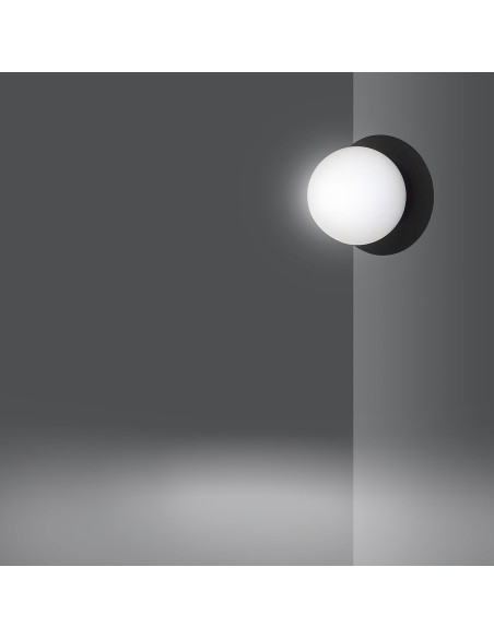 Kinkiet MINERVA K1 - Elegancka lampa ścienna do sypialni w kolorze białym lub czarnym, idealna do czytania.