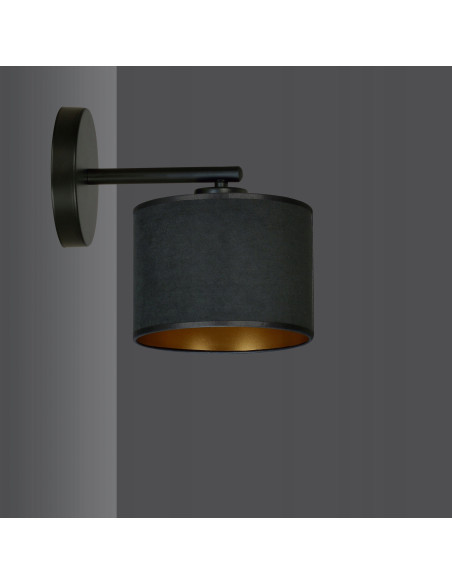 Kinkiet HILDE K1 BL - elegancka lampa ścienna w czerni z welurowym abażurem i złotym akcentem do salonu i biura