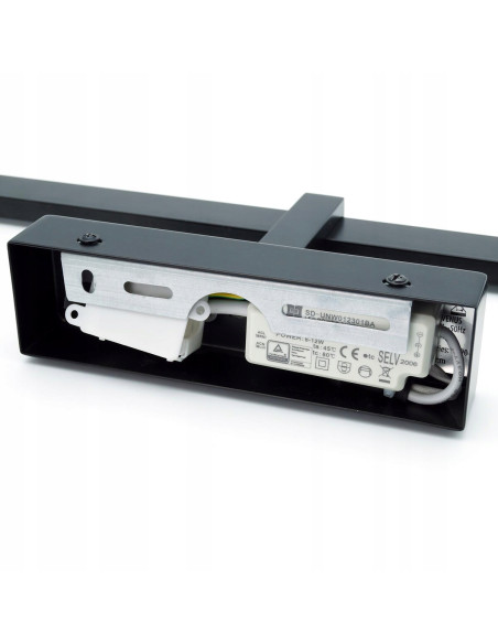 Kinkiet łazienkowy VENUS 120cm czarny LED 24W, nowoczesny design, wysoka jasność 1680 lumenów, wodoodporny