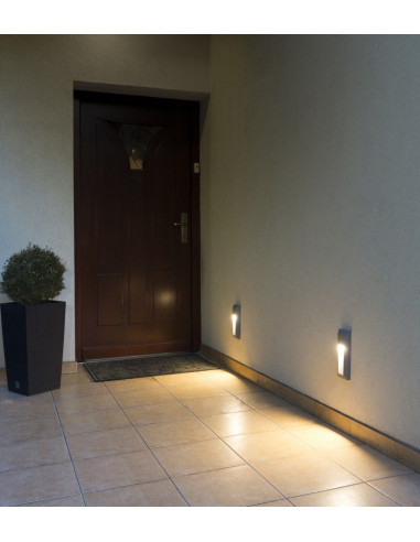 Lampa natynkowa LED MUR PC 2502B - eleganckie oświetlenie zewnętrzne w odcieniu szarości, IP65, 150 lumenów.