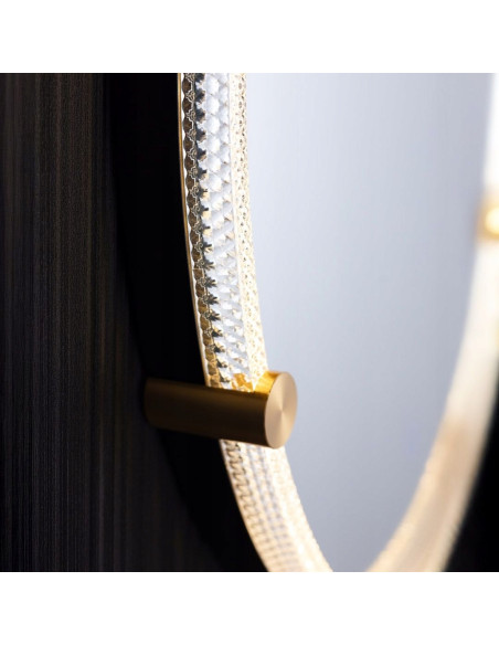 Lustro LED 60 cm z dotykowym włącznikiem w złotym wykończeniu - eleganckie, okrągłe do nowoczesnej łazienki.