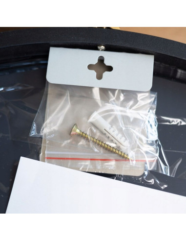 Lustro LED 60 cm z dotykowym włącznikiem w złotym wykończeniu - eleganckie, okrągłe do nowoczesnej łazienki.