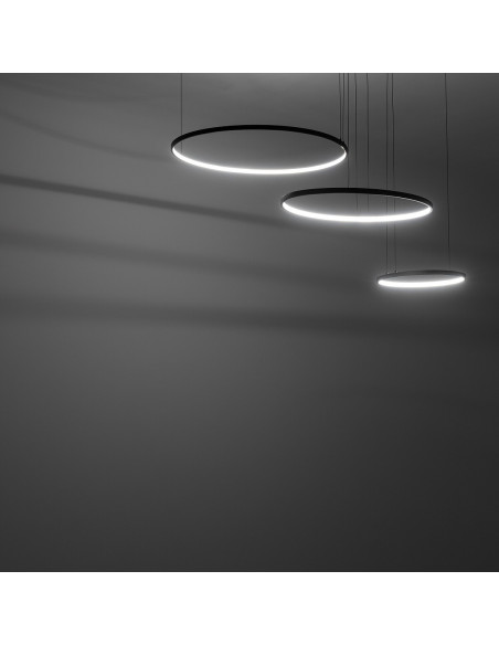 Nowodvorski Circolo 10817 — Czarna okrągła lampa LED 125 cm, regulowana do 140 cm, 1600 lm, 3000K (salon, kuchnia)