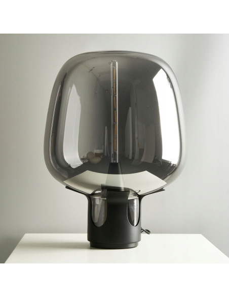 Lampka nocna FATA przydymione szkło E27 44 cm czarna — elegancka lampa stołowa LED do sypialni i salonu